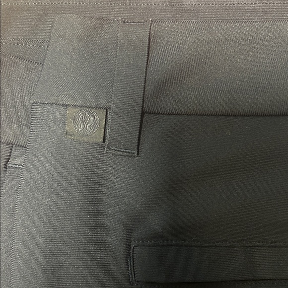 Lululemon Men’s ABC Classic-Fit Short Size 36 - Picture 5 of 12